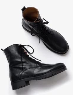 Penelope Chilvers Bartholomew Leather Boot