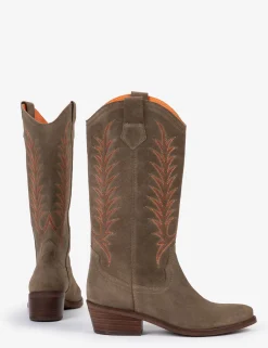 BOY Penelope Chilvers Goldie Embroidered Cowboy Boot