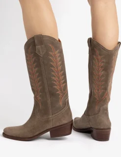 BOY Penelope Chilvers Goldie Embroidered Cowboy Boot