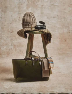 Penelope Chilvers Hadrian Cashmere Beanie