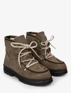 Penelope Chilvers Incredible Boot