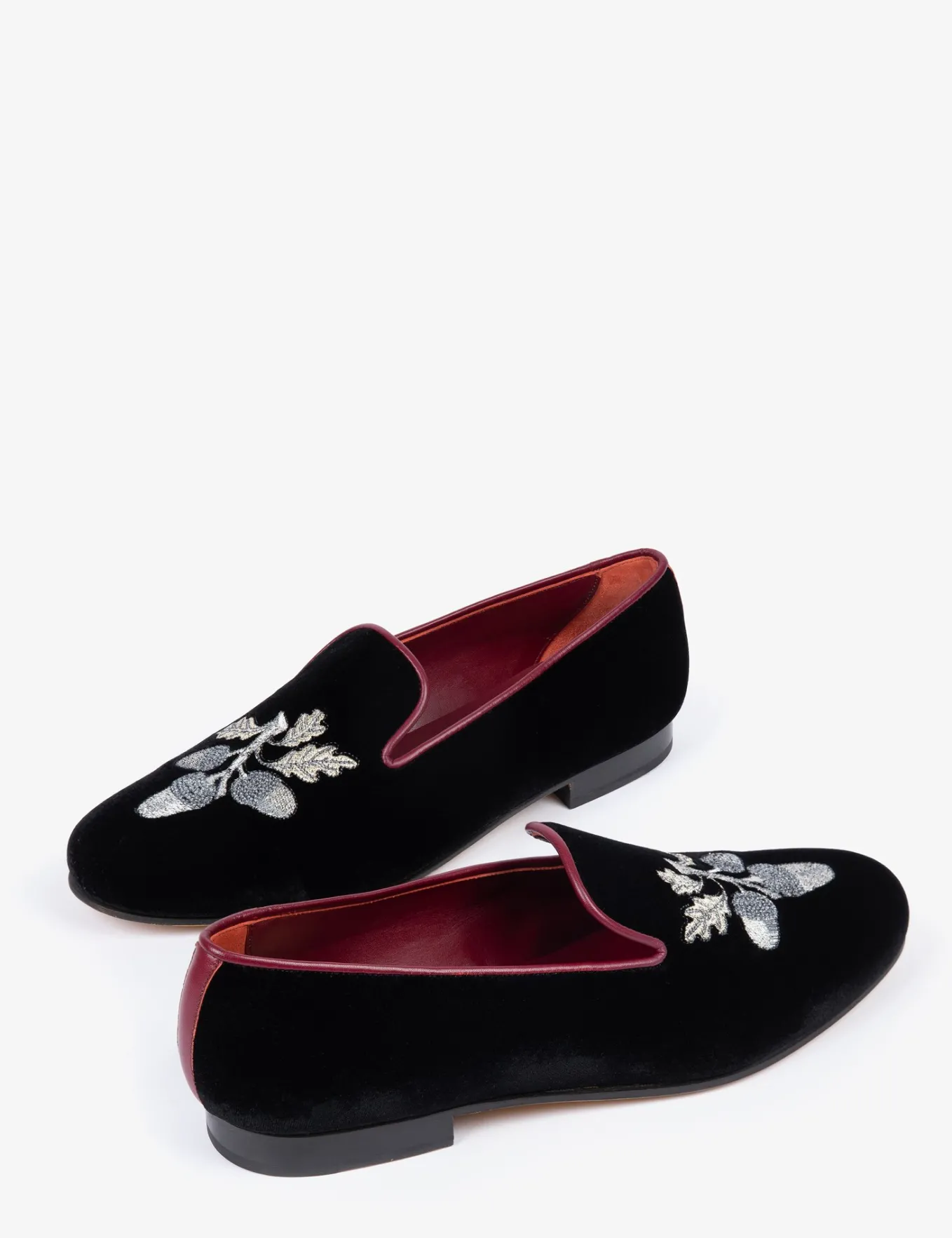 Penelope Chilvers Mens Dandy Velvet Acorn Slipper