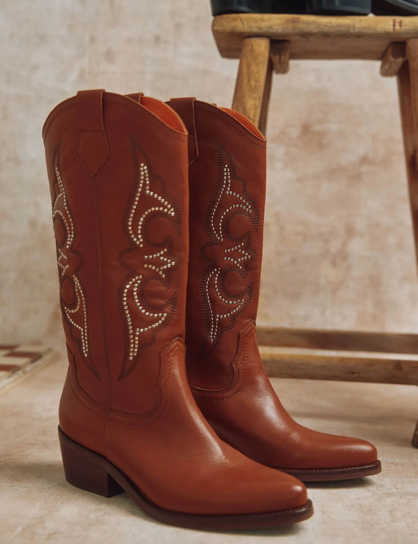BOY Penelope Chilvers Silvestre Stud Cowboy Boot